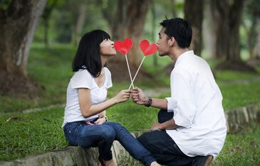 為愛(ài)裸辭 愛(ài)情事業(yè)亮紅燈